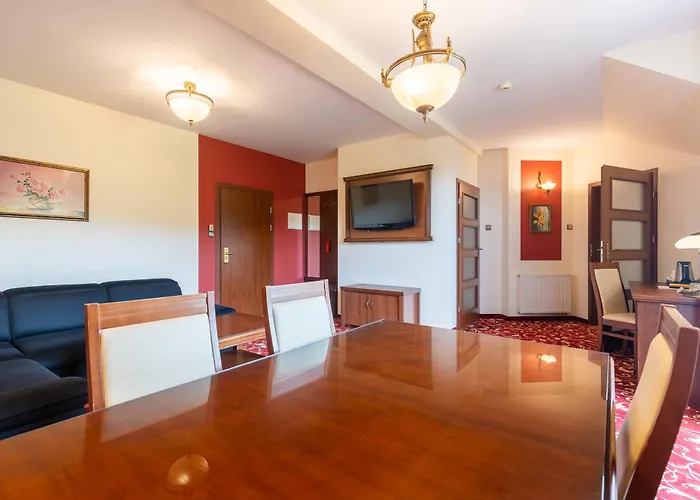 Dziki Potok Konferencje & 3* كارباش