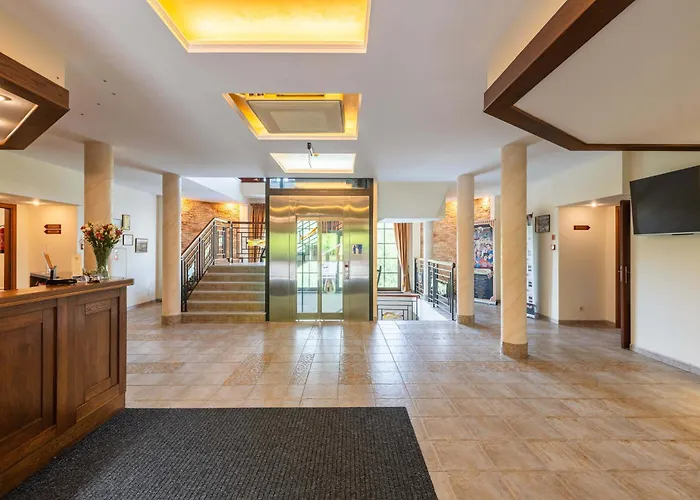 Dziki Potok Konferencje & فندق كارباش